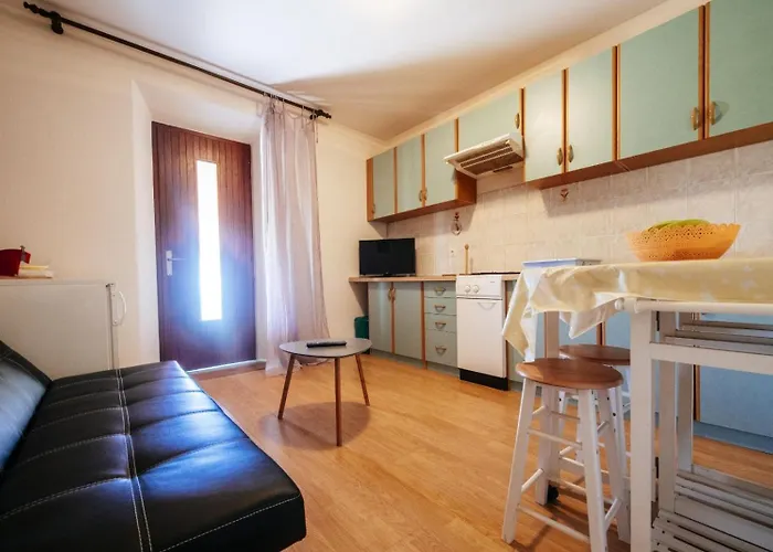 With Parking Space Sali, Dugi Otok - 24032 Apartament *