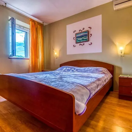 Appartement With Parking Space Sali, Dugi Otok - 24032 Sali